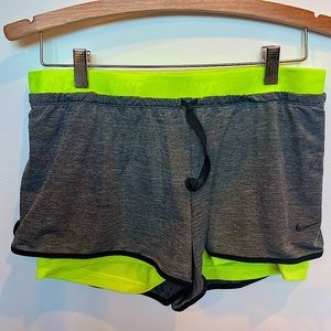 Nike Running - Women's Dry Fit Short